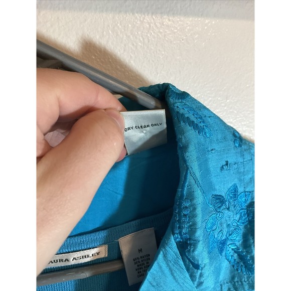 Laura Ashley Women’s M Blue Silk Jacket Shirt Combo Embroidered Beaded Vintage - Picture 5 of 12